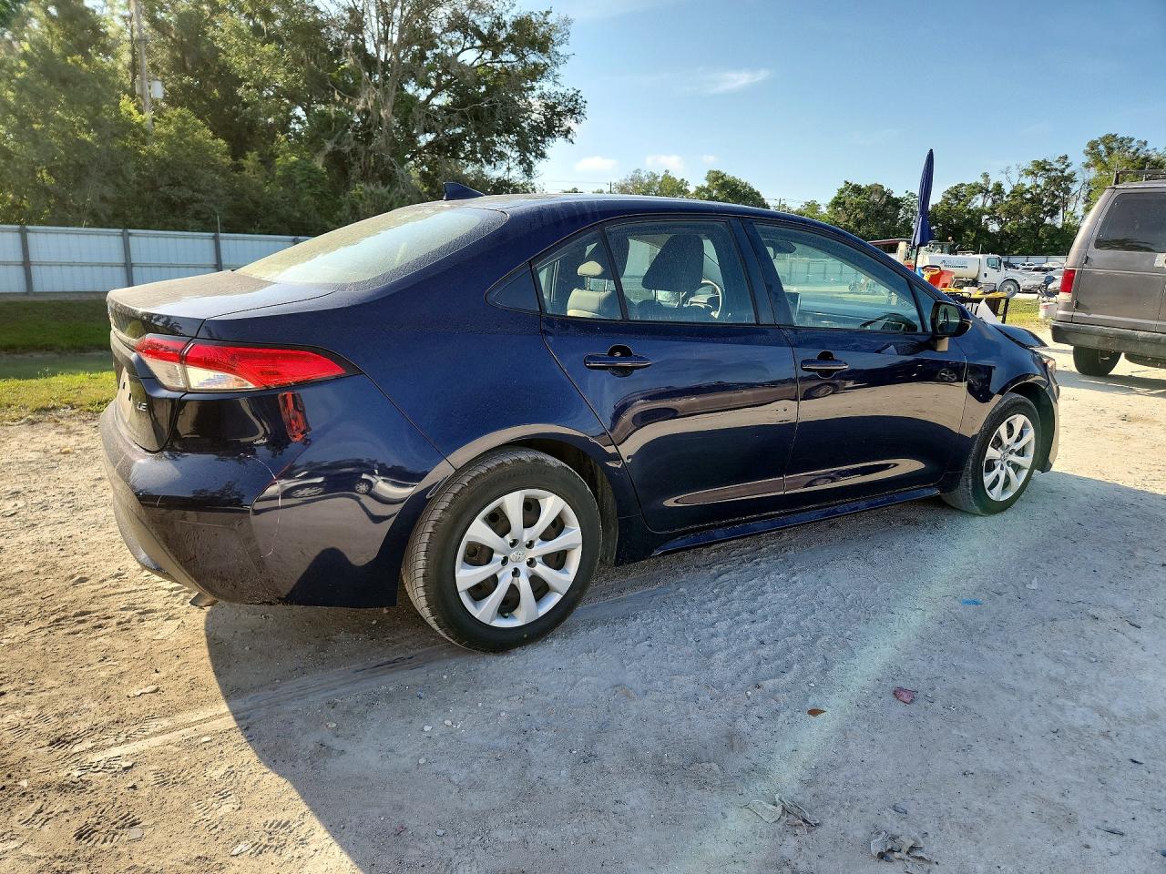 2020 TOYOTA COROLLA LE photo 5
