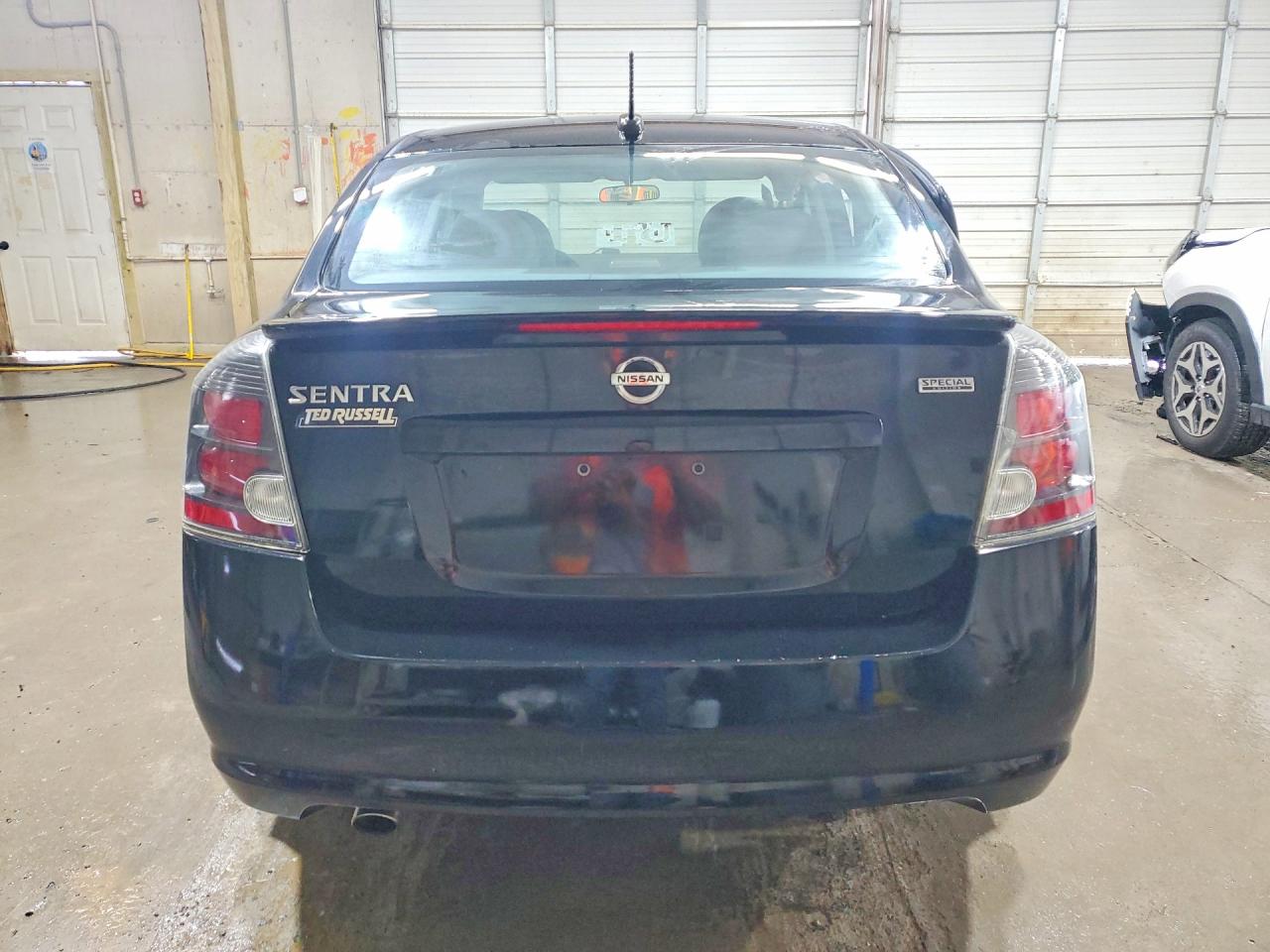 2012 NISSAN SENTRA 2.0 photo 11