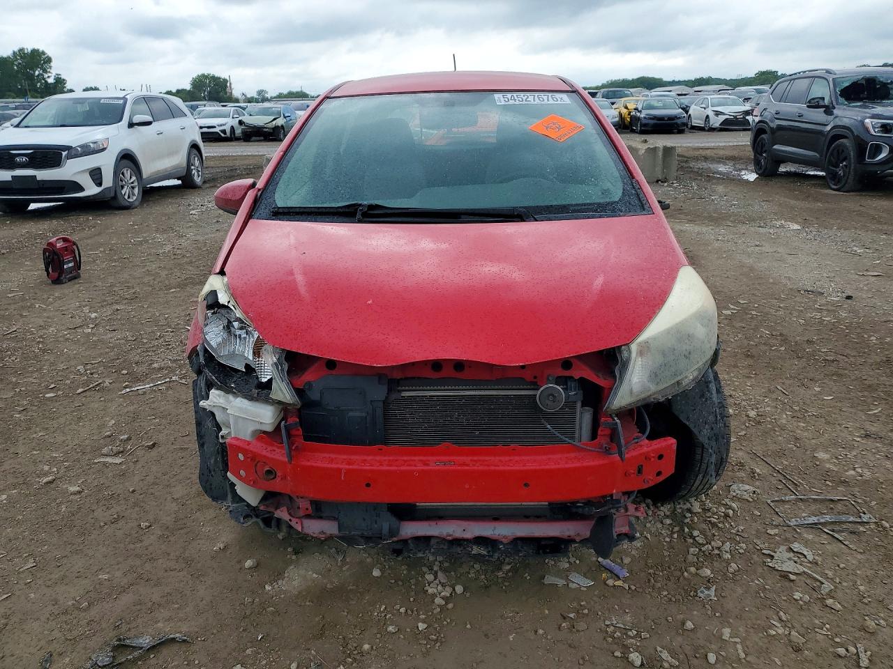 2012 TOYOTA YARIS 5-DOOR L photo 9