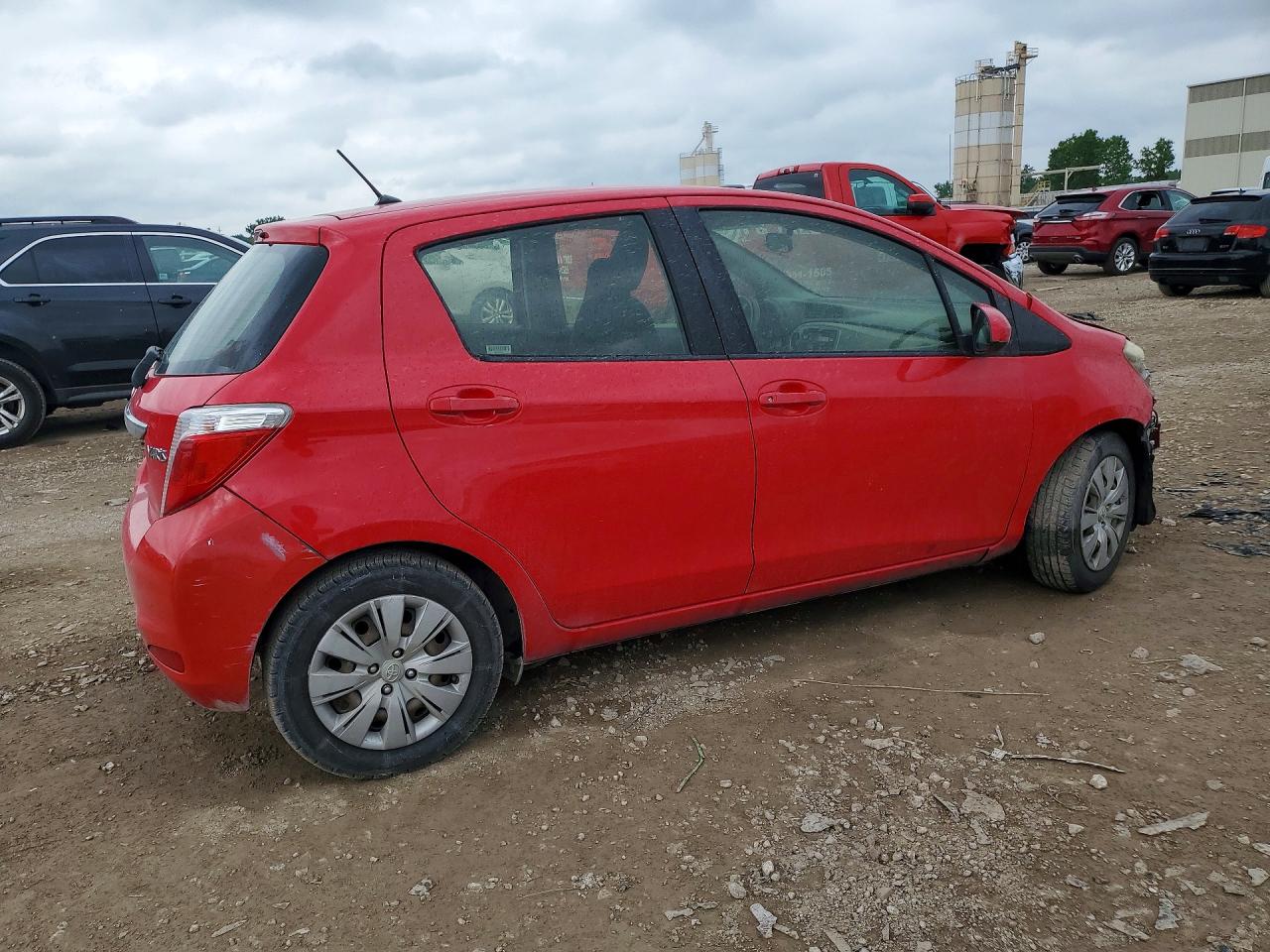 2012 TOYOTA YARIS 5-DOOR L photo 5