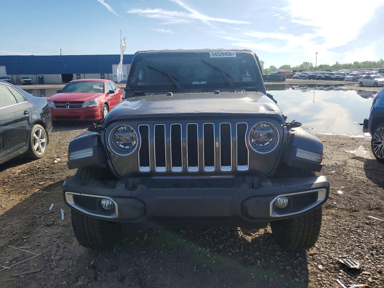 2019 JEEP WRANGLER UNLIMITED SAHARA photo 5