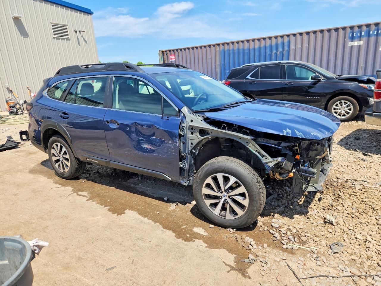 2025 SUBARU OUTBACK photo 10