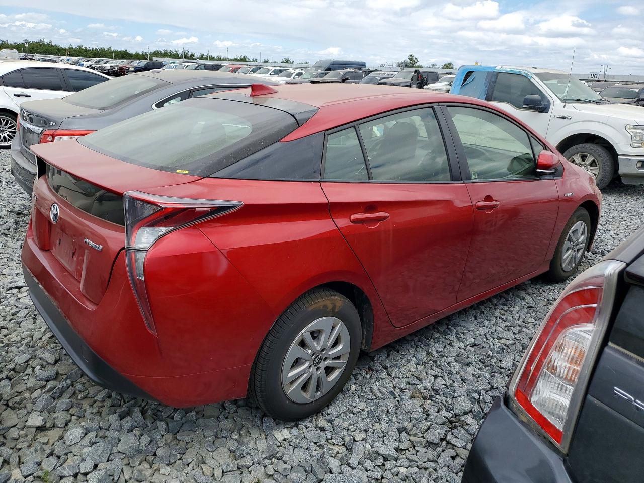 2017 TOYOTA PRIUS ONE photo 5