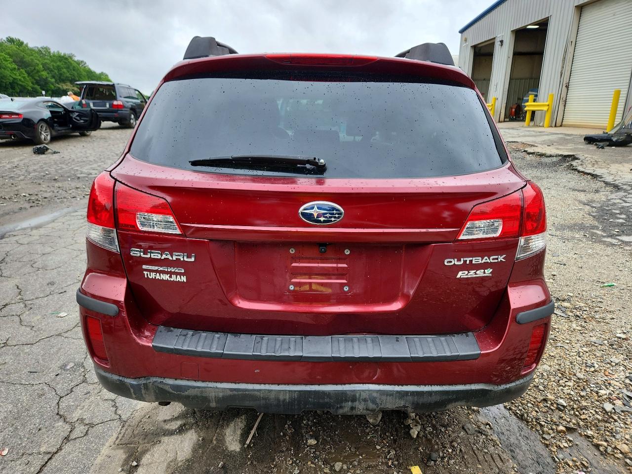2011 SUBARU OUTBACK 2.5I PREMIUM photo 11