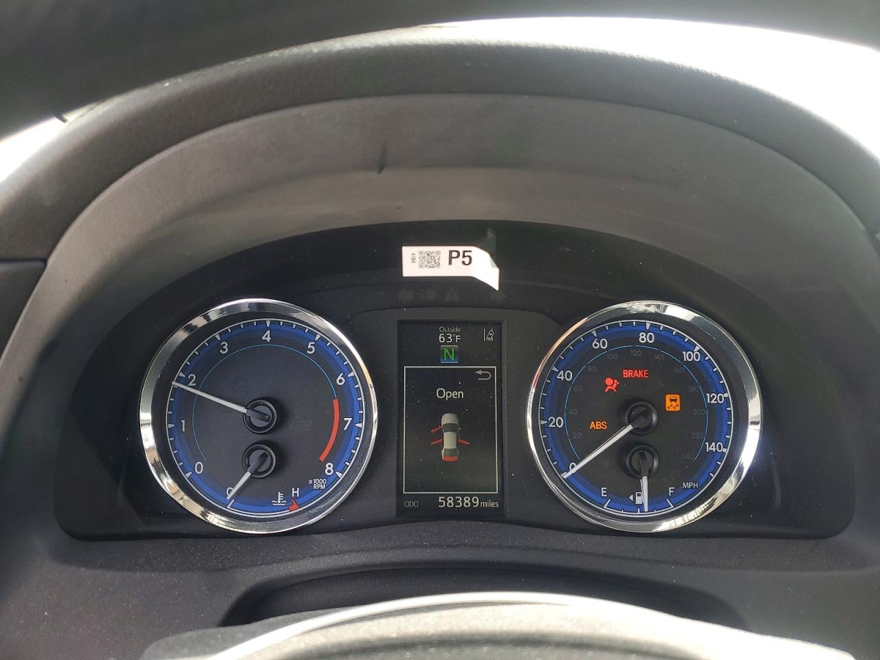 2017 TOYOTA COROLLA XLE photo 9