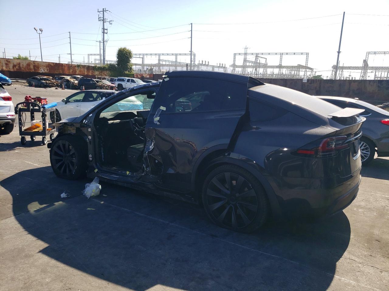 2025 TESLA MODEL X photo 3
