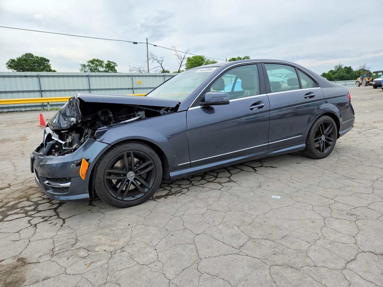 2014 MERCEDES-BENZ C