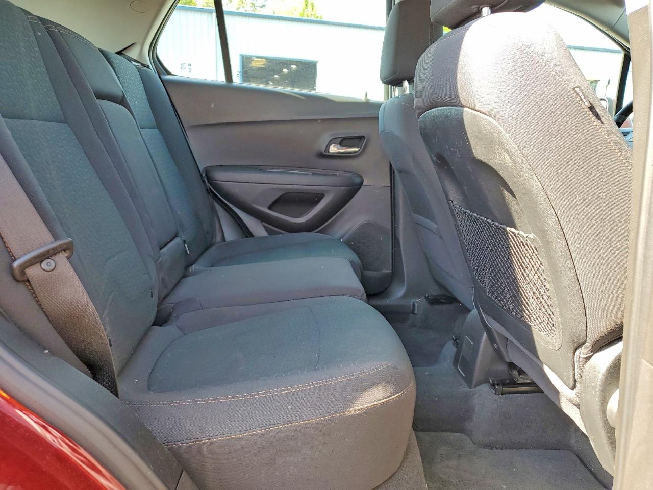 2017 CHEVROLET TRAX LS photo 28