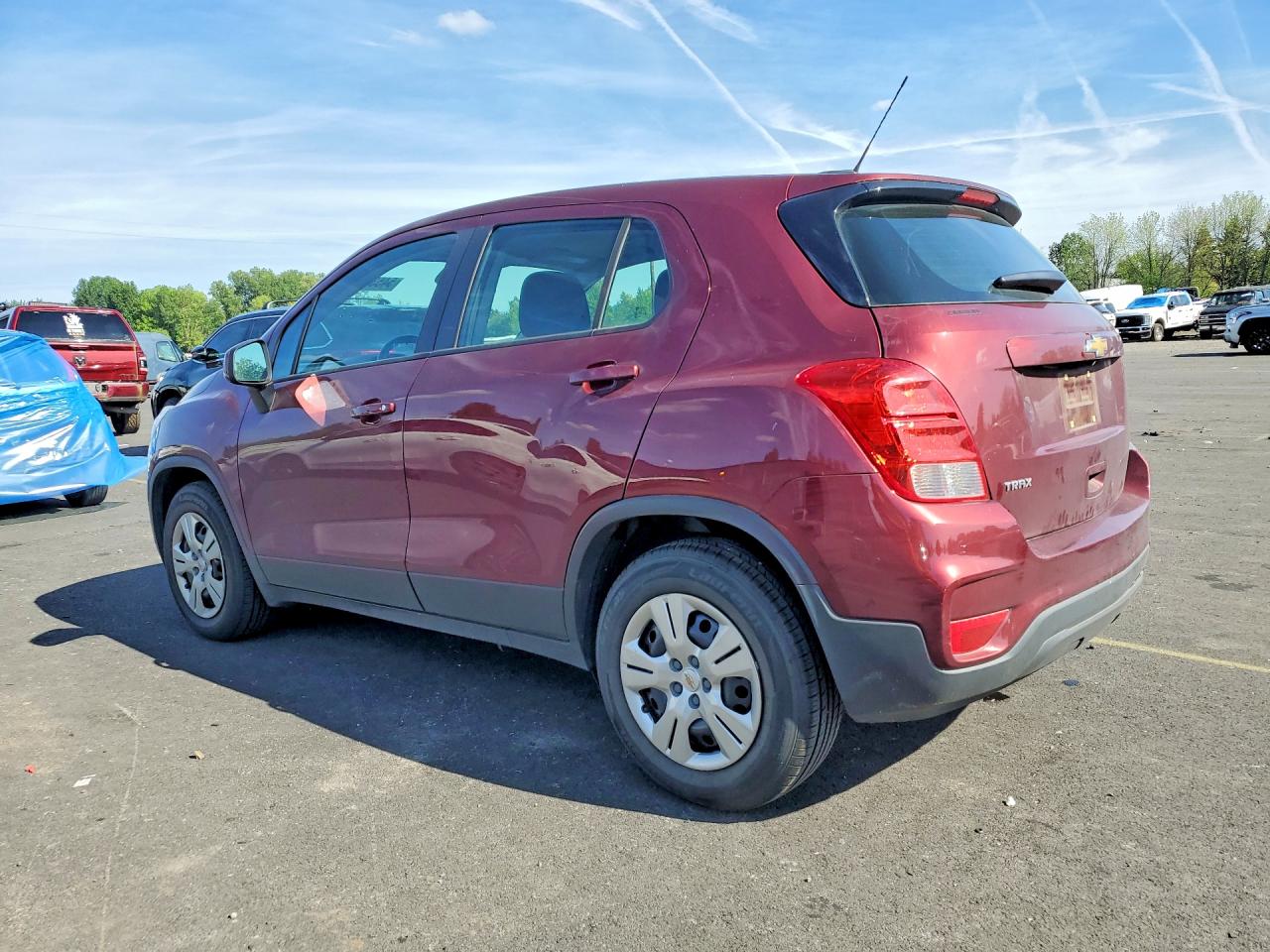2017 CHEVROLET TRAX LS photo 4