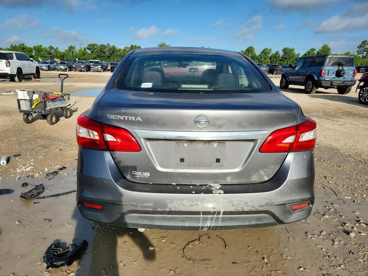2018 NISSAN SENTRA S photo 11