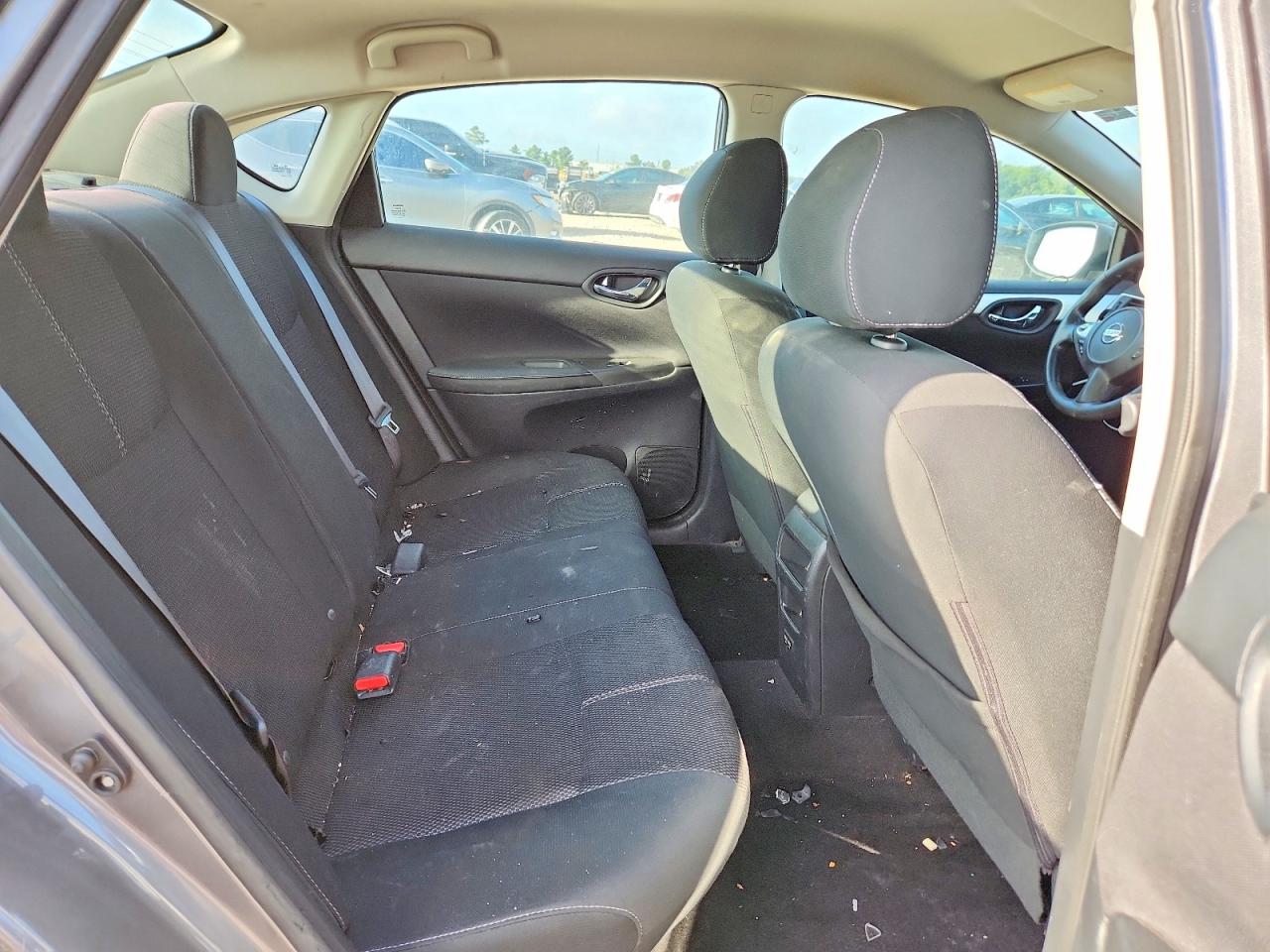 2018 NISSAN SENTRA S photo 19