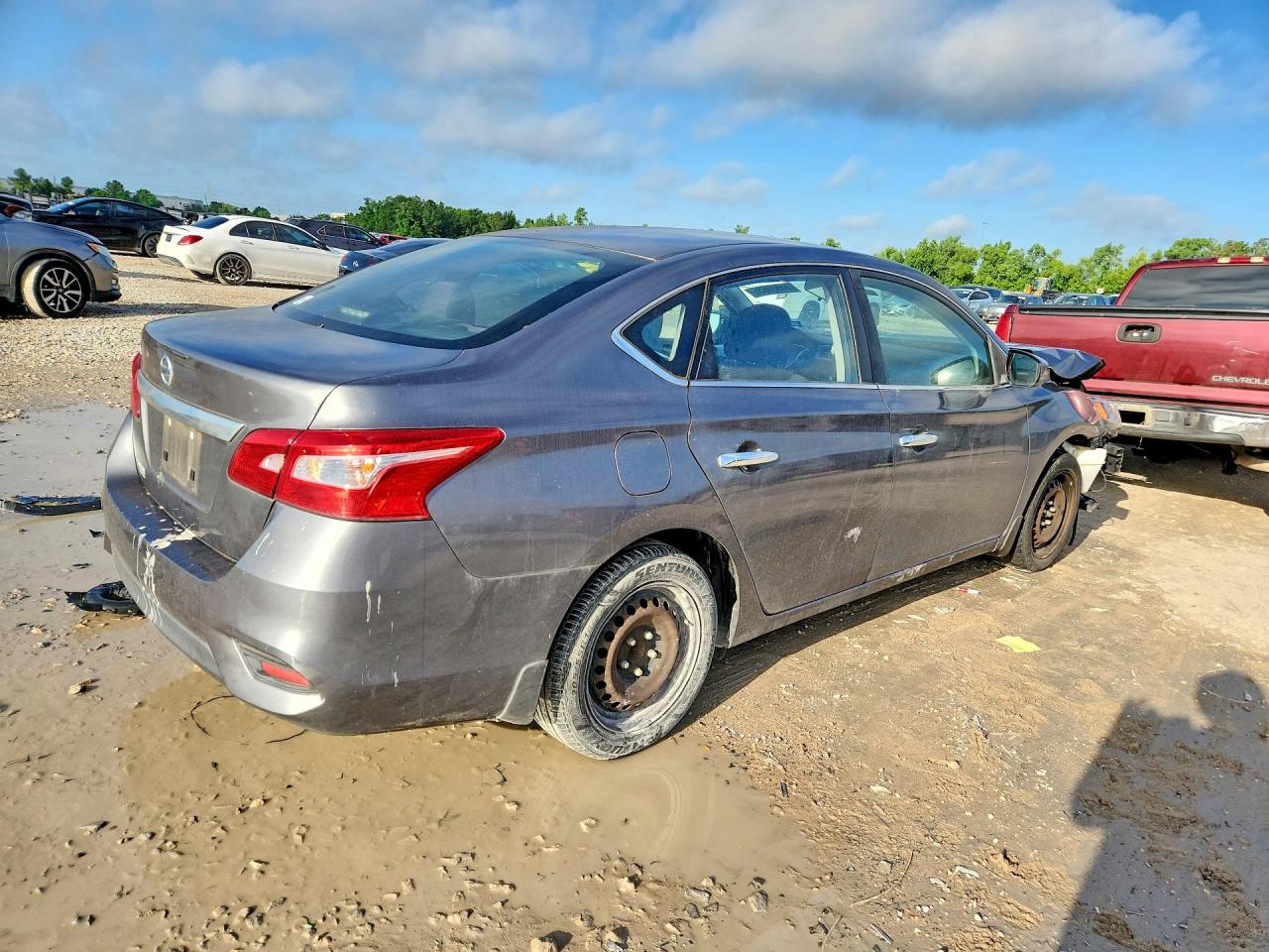 2018 NISSAN SENTRA S photo 5