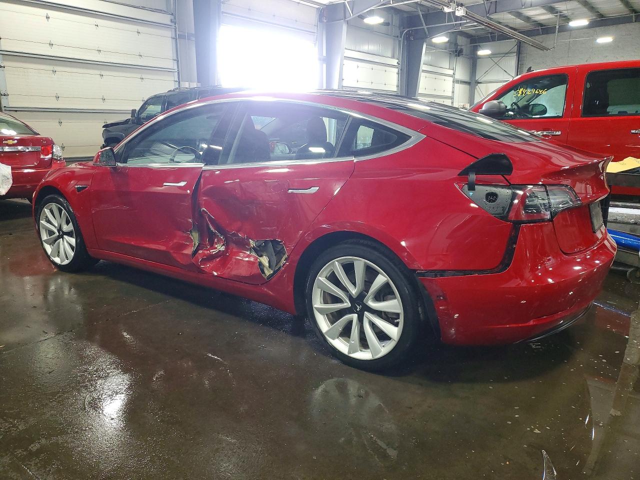 2019 TESLA MODEL 3 photo 4