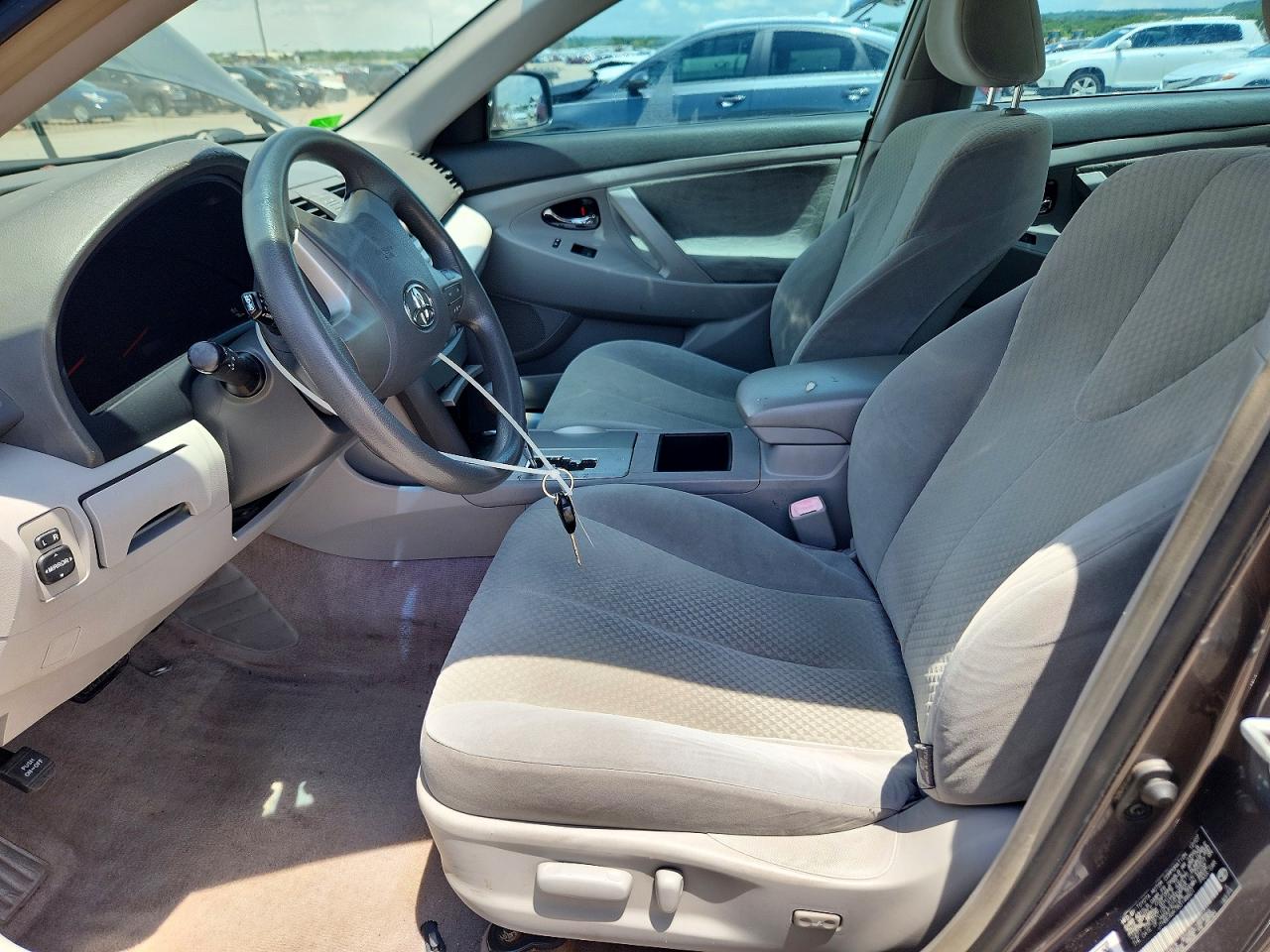 2008 TOYOTA CAMRY BASE photo 13