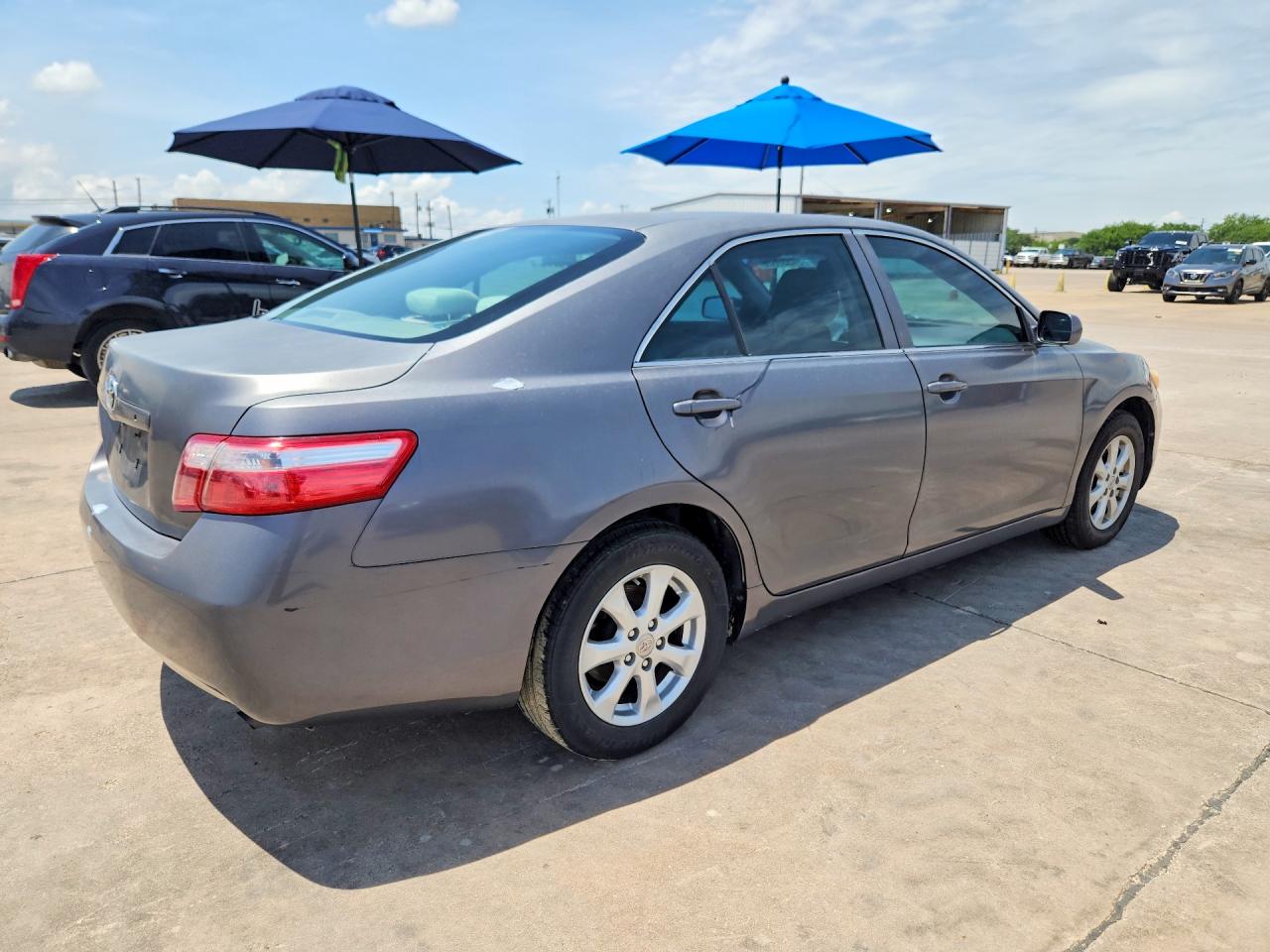 2008 TOYOTA CAMRY BASE photo 5