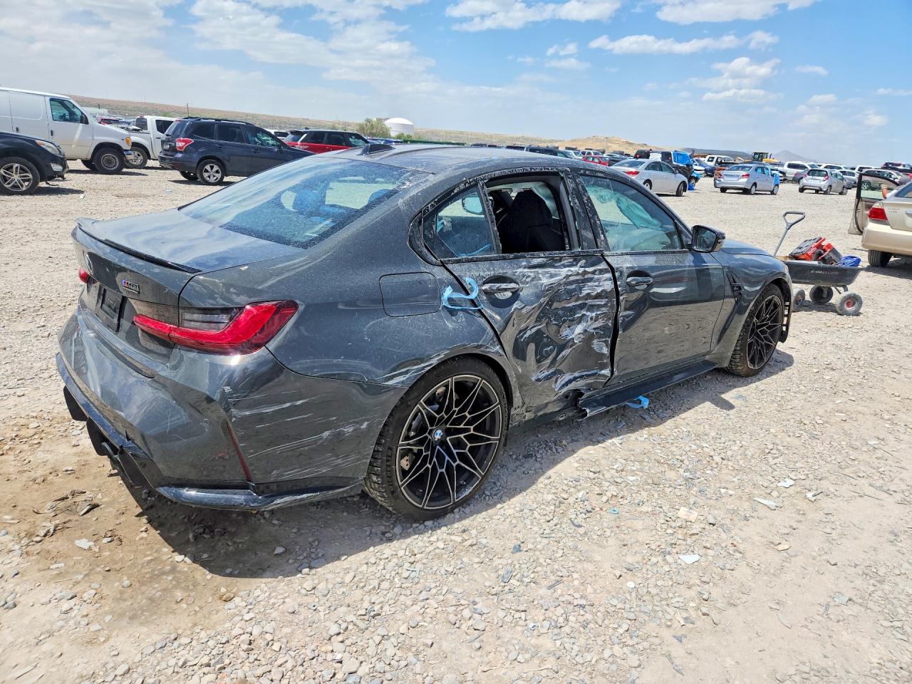 2026 BMW M3 COMPETITION photo 5