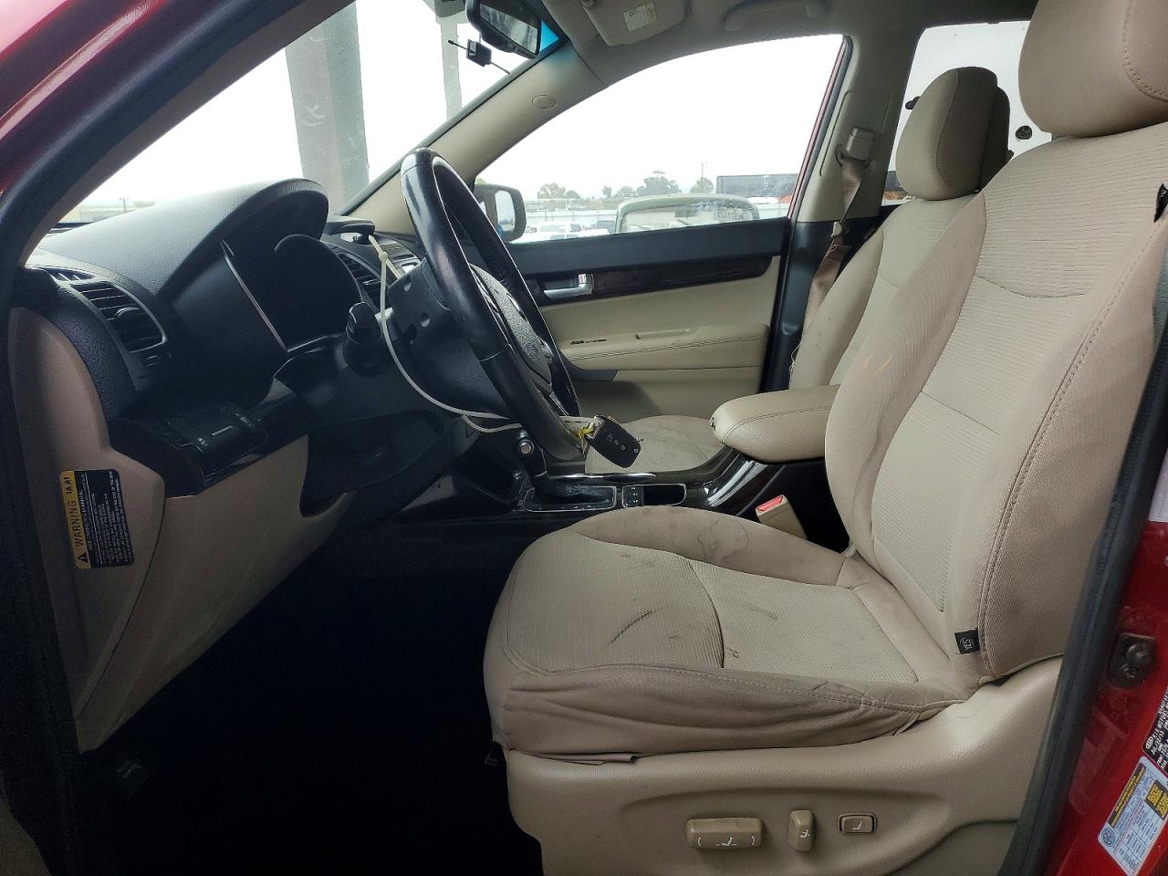 2014 KIA SORENTO photo 13