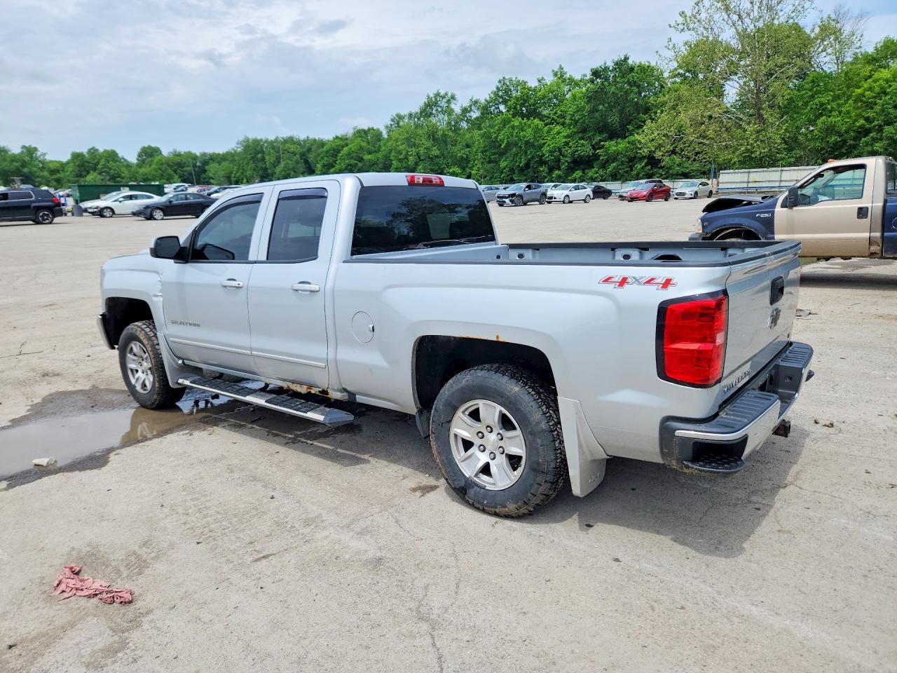 2016 CHEVROLET SILVERADO K1500 LT photo 3