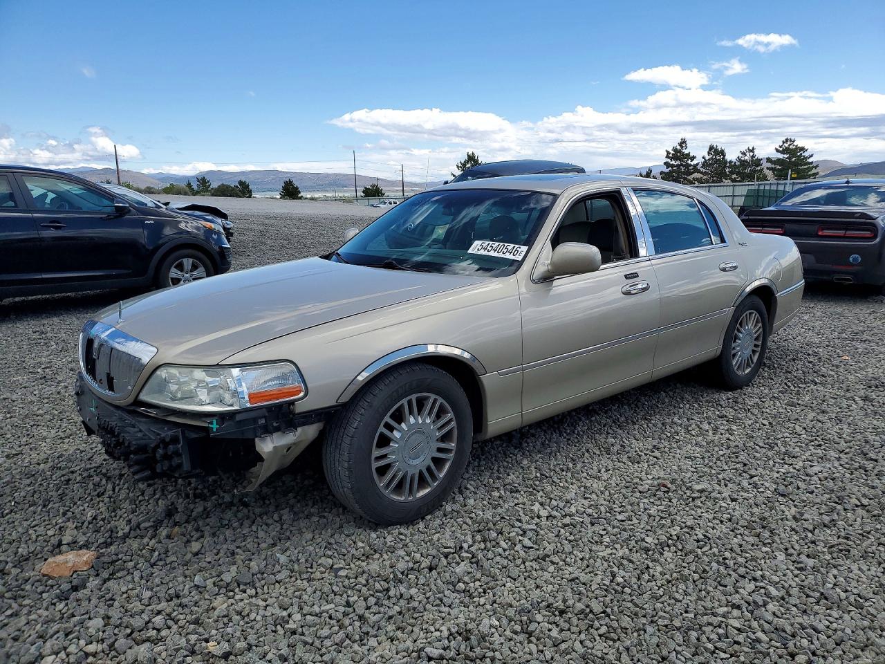 2006 LINCOLN TOWN CAR