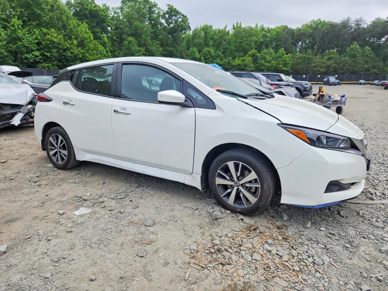 2022 NISSAN LEAF S PLUS photo 10