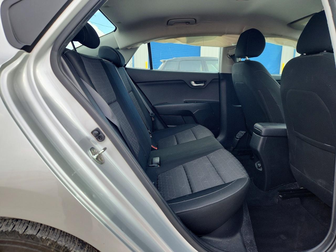 2018 KIA RIO S photo 28