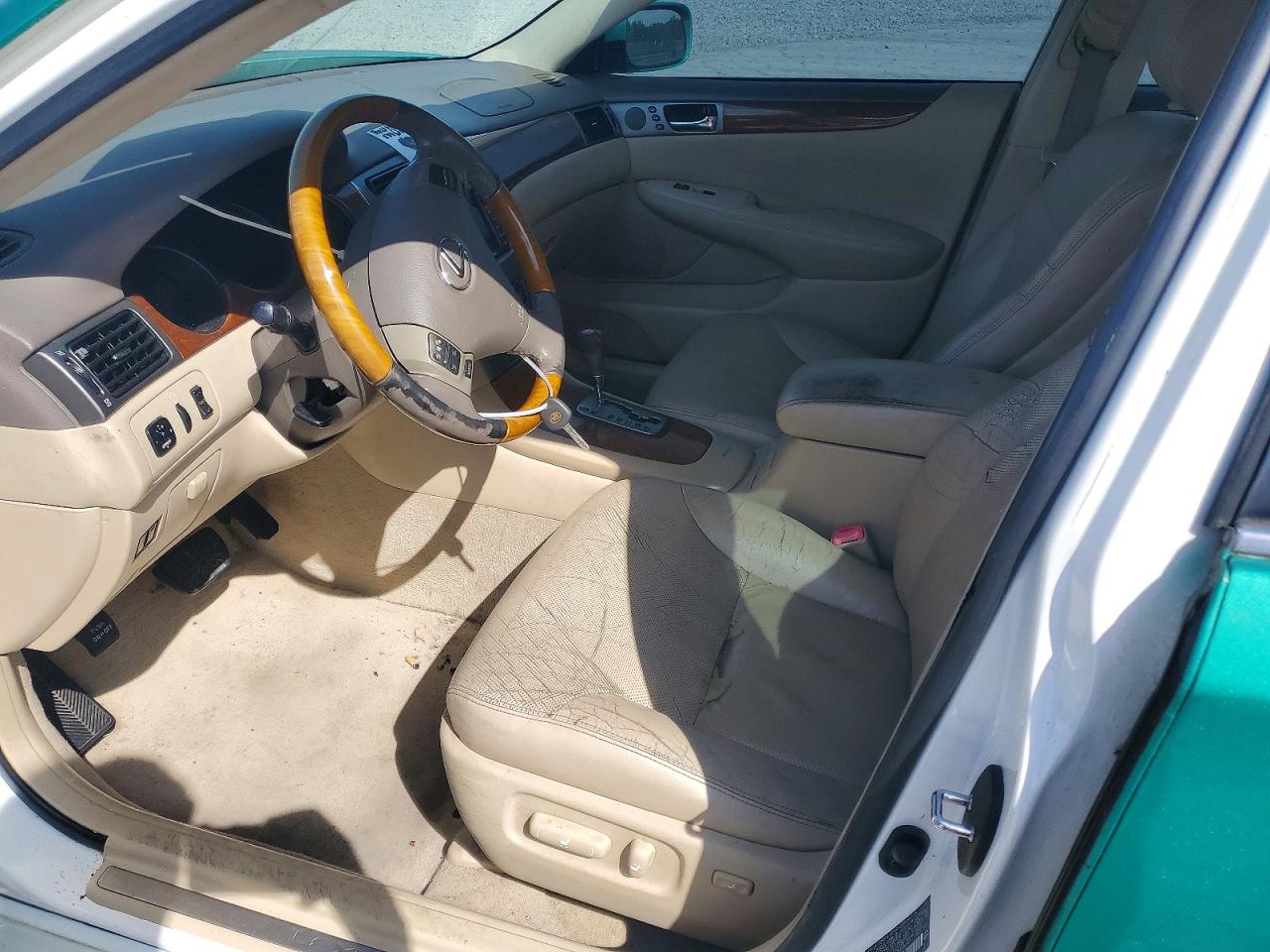 2005 LEXUS ES 330 photo 13