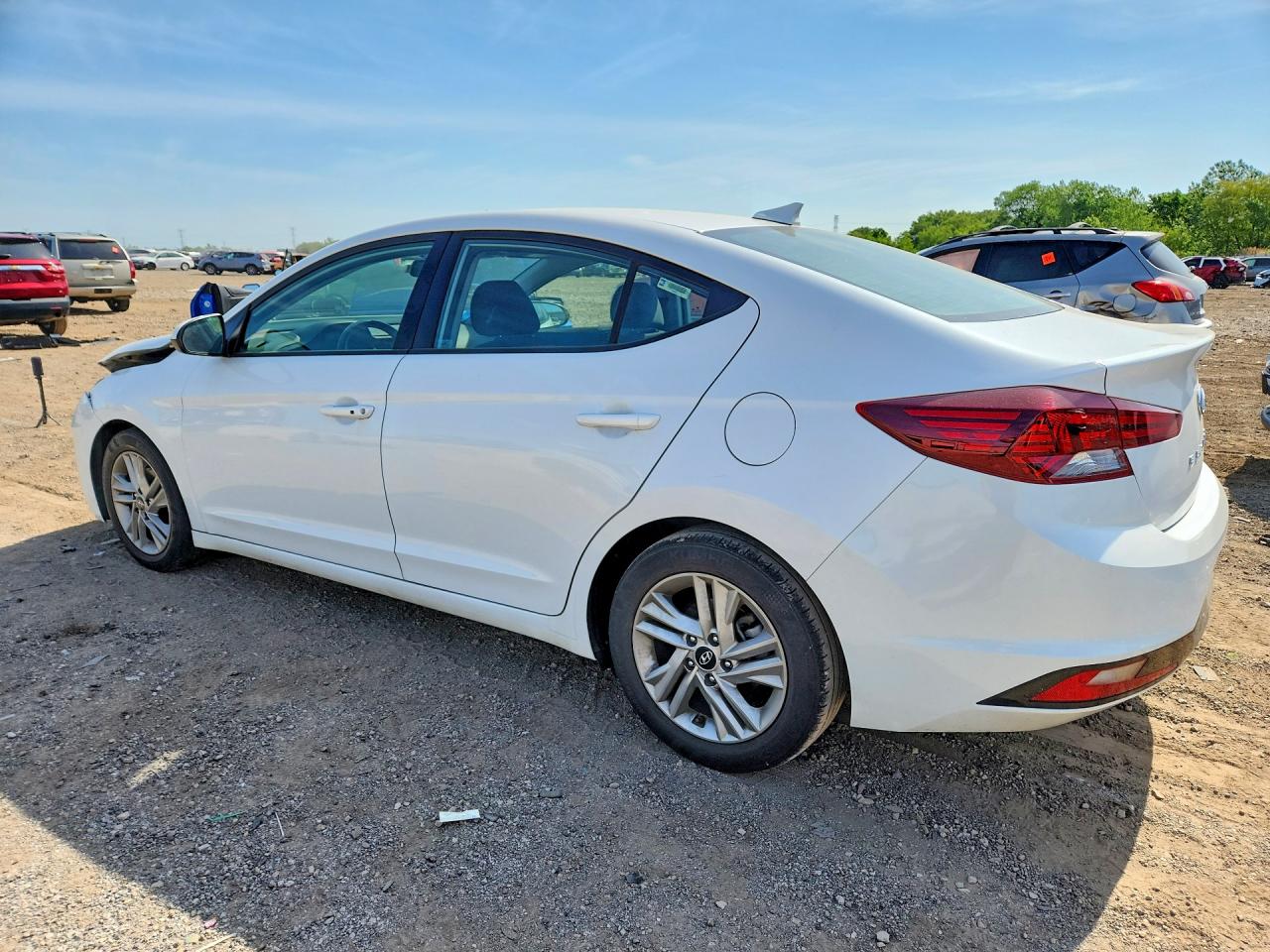 2020 HYUNDAI ELANTRA VALUE EDITION photo 2