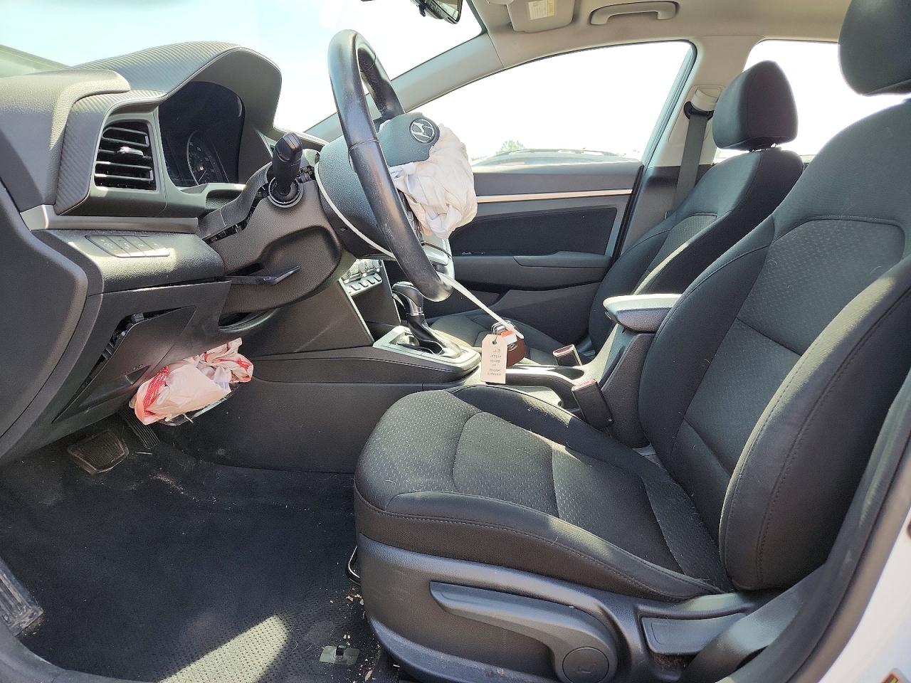 2020 HYUNDAI ELANTRA VALUE EDITION photo 7