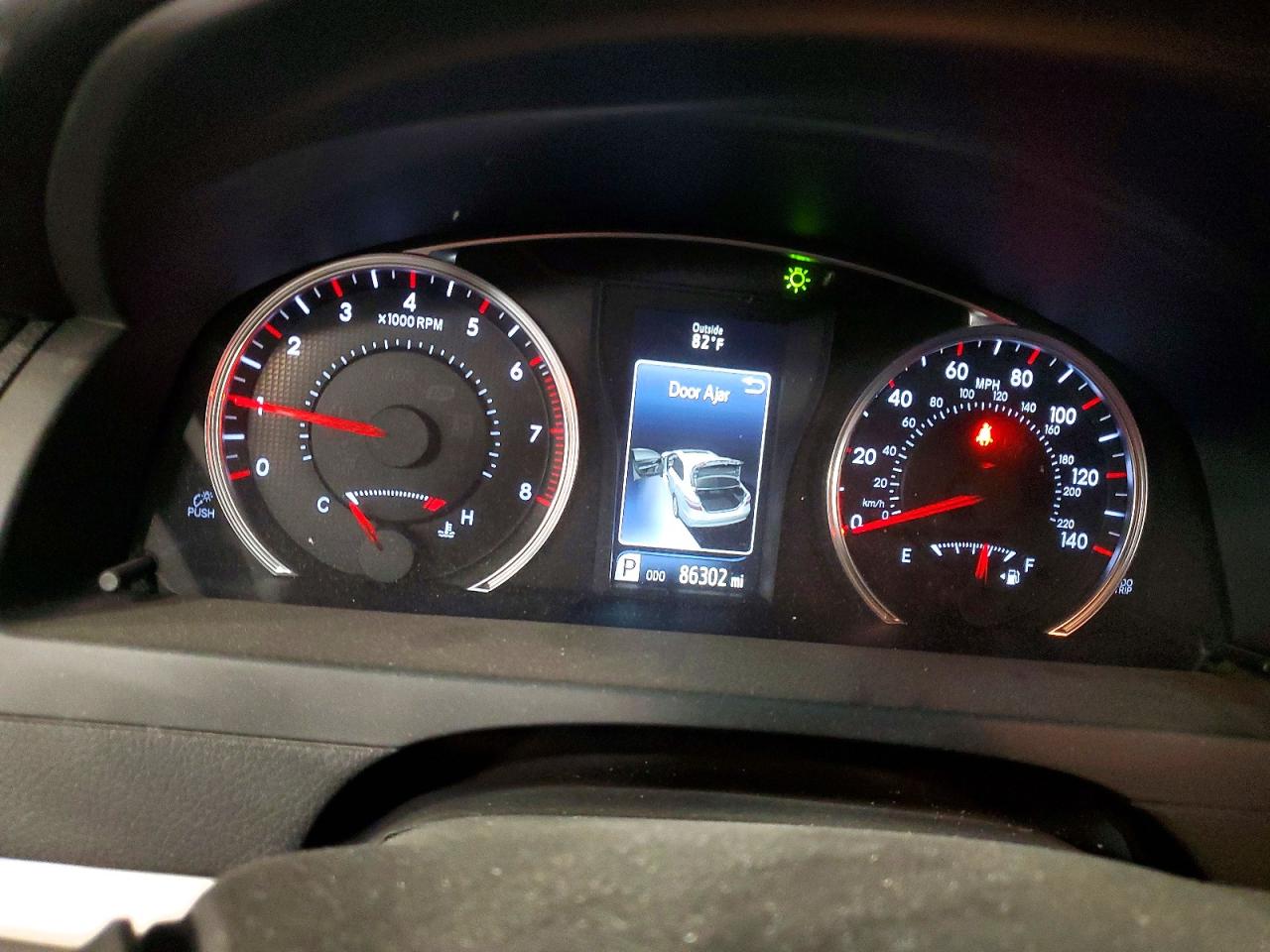 2017 TOYOTA CAMRY SE photo 17