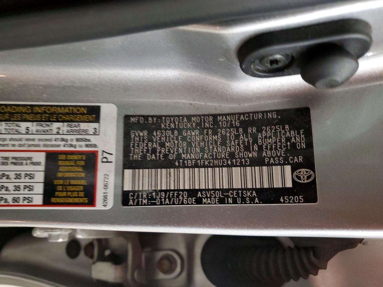 2017 TOYOTA CAMRY SE photo 23