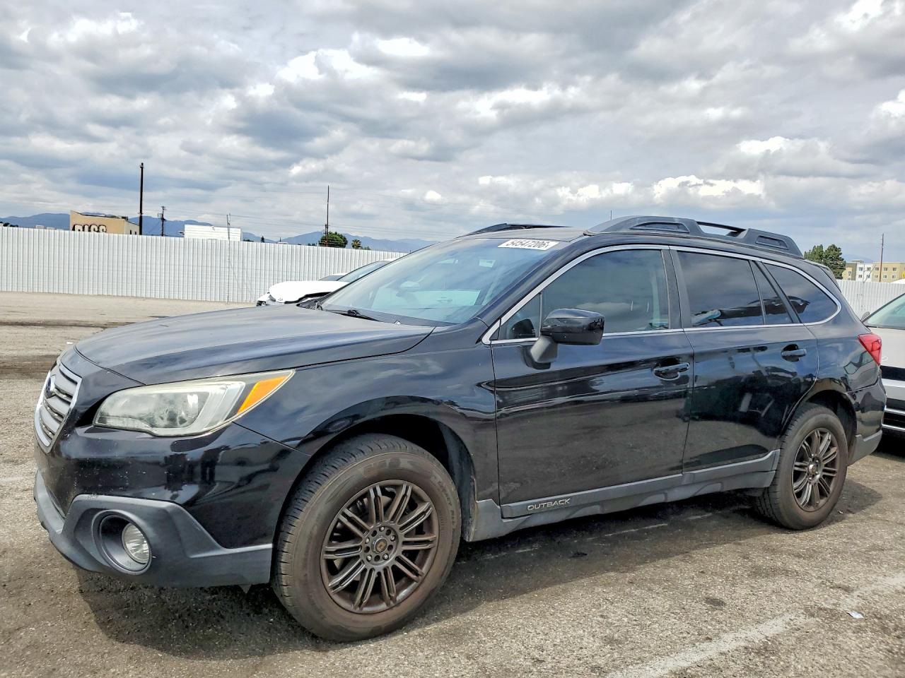 2015 SUBARU OUTBACK