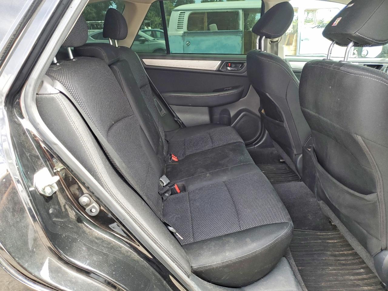 2015 SUBARU OUTBACK 2.5I PREMIUM photo 31