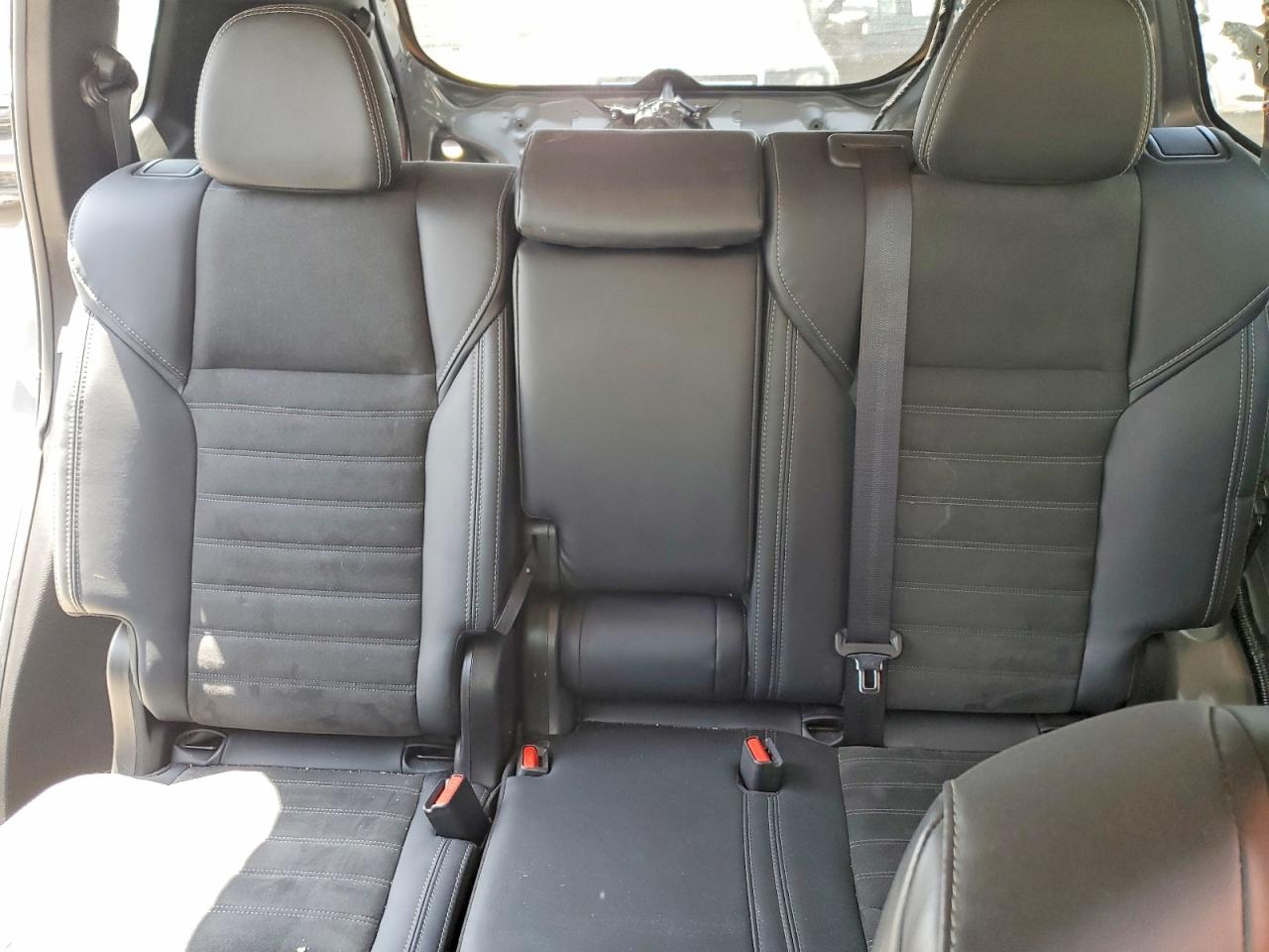 2024 MITSUBISHI OUTLANDER SE photo 10