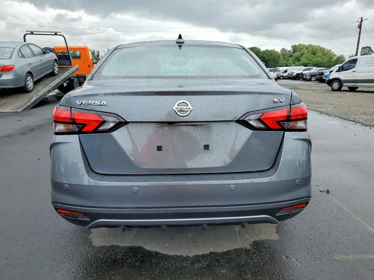 2021 NISSAN VERSA SV photo 16