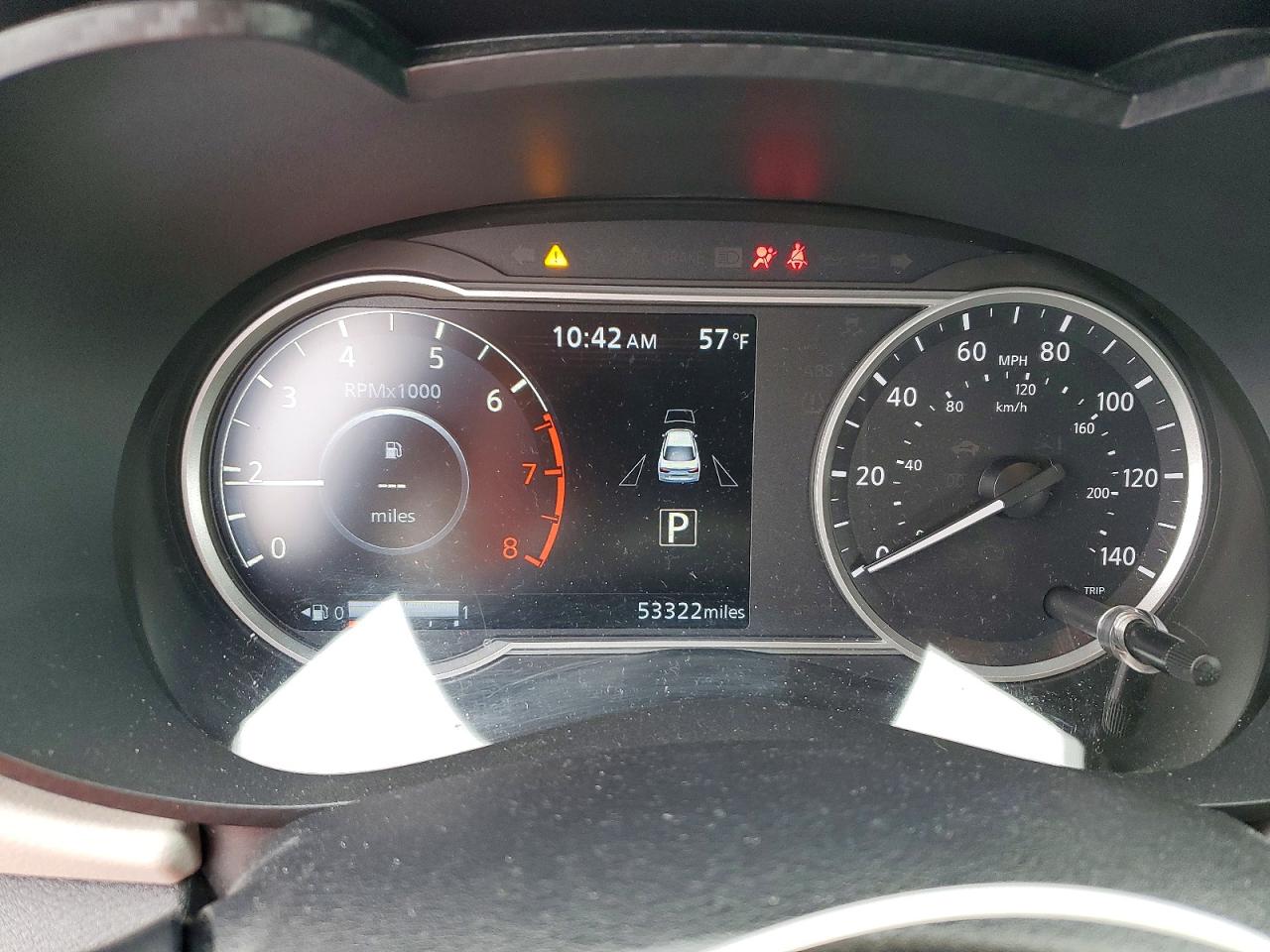 2021 NISSAN VERSA SV photo 25