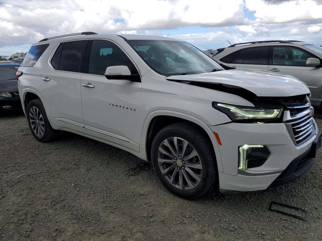 2023 CHEVROLET TRAVERSE PREMIER photo 10