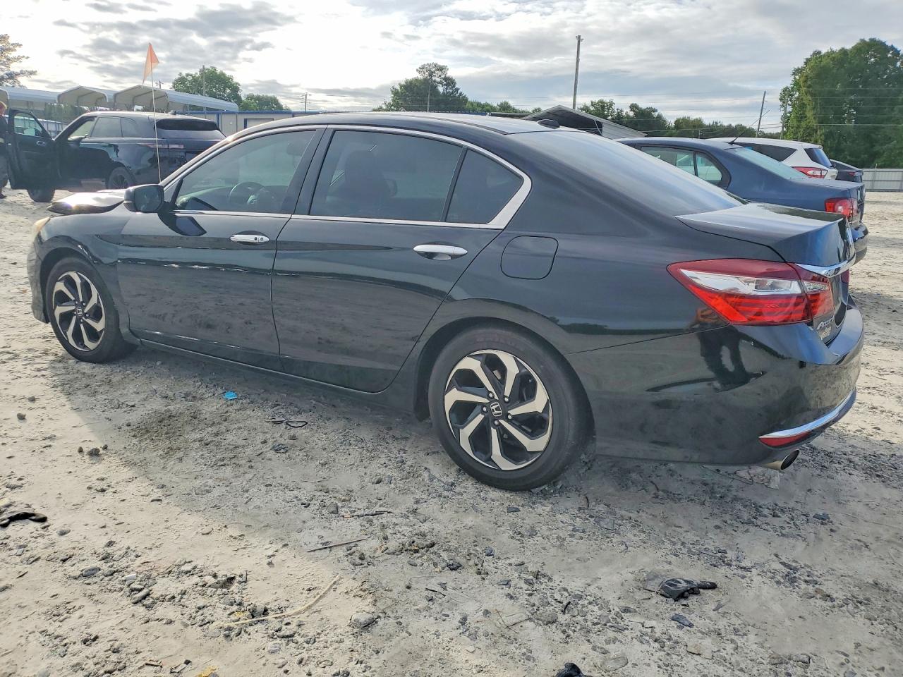2016 HONDA ACCORD EXL photo 2