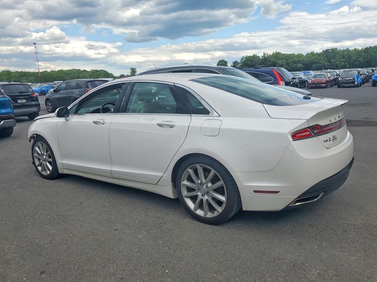 2016 LINCOLN MKZ HYBRID photo 4