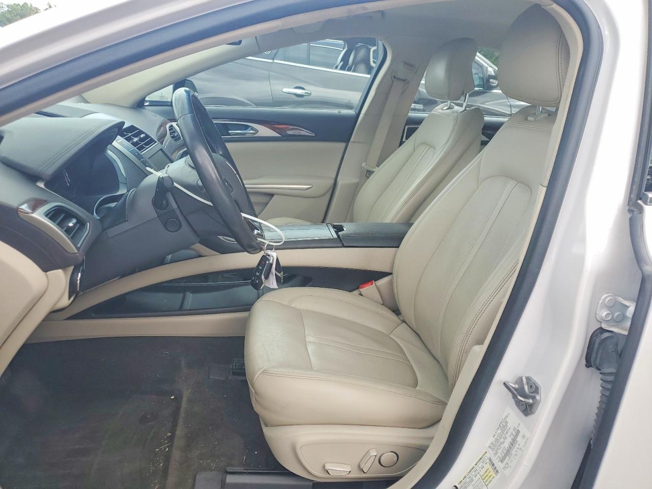 2016 LINCOLN MKZ HYBRID photo 19