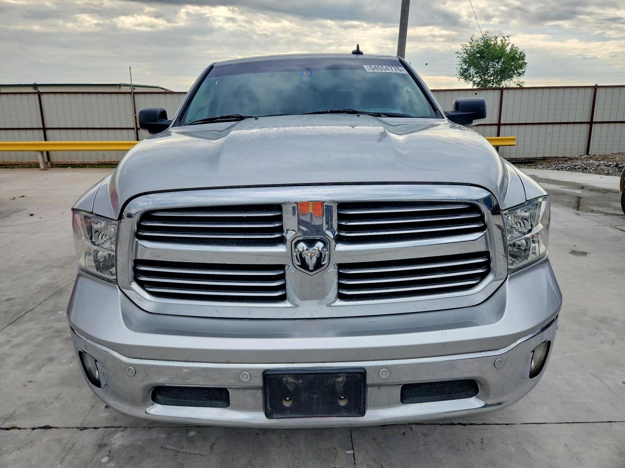 2017 RAM 1500 SLT photo 13