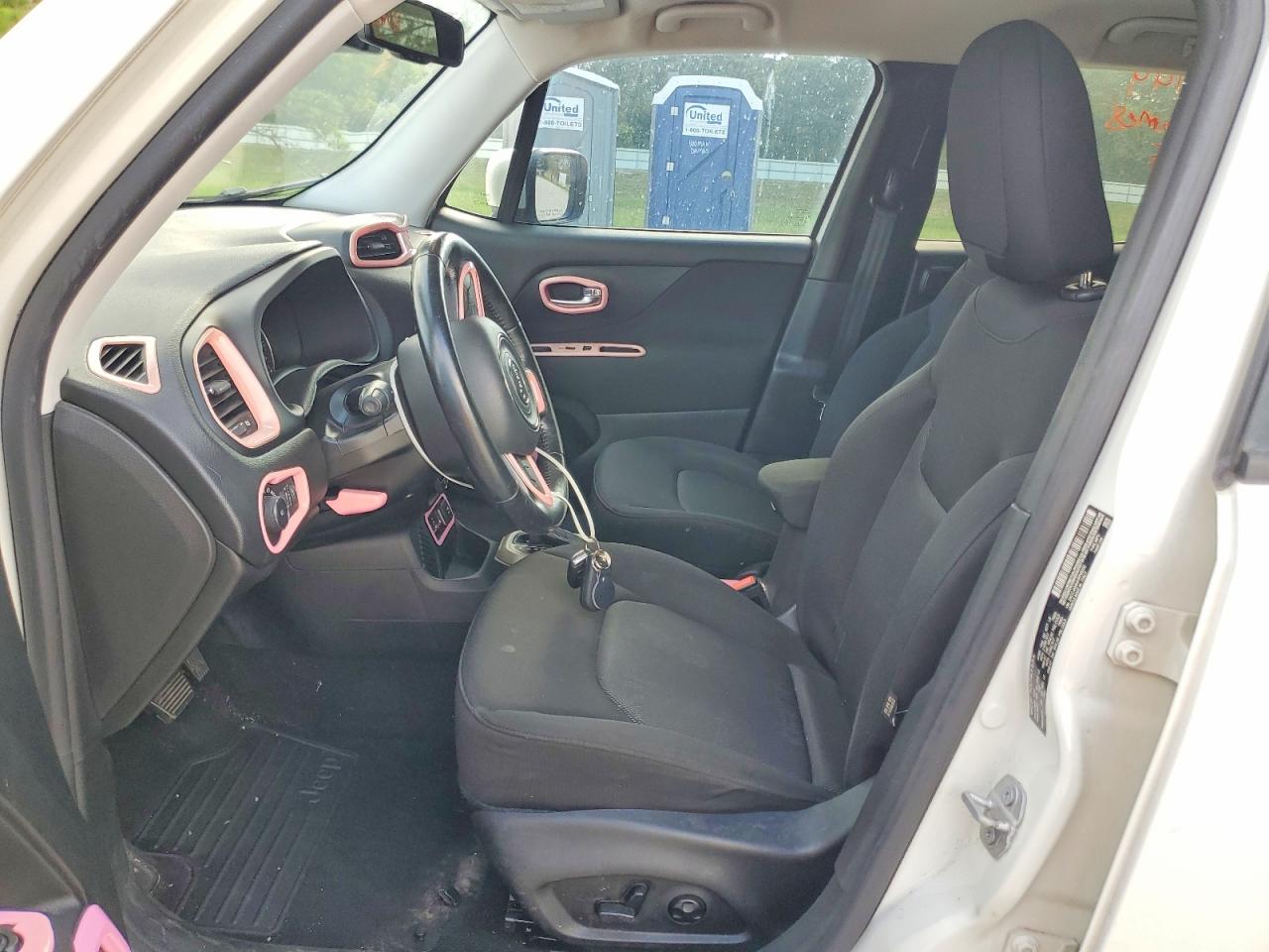 2017 JEEP RENEGADE LATITUDE photo 7