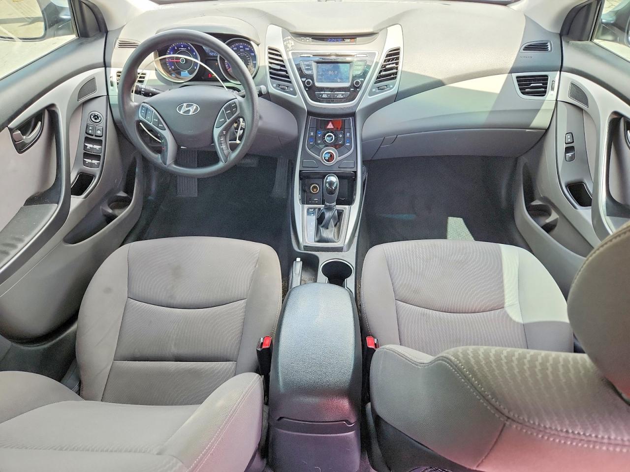 2015 HYUNDAI ELANTRA SE photo 15