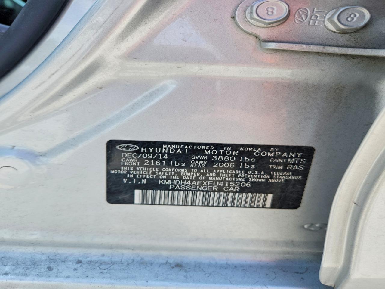 2015 HYUNDAI ELANTRA SE photo 23