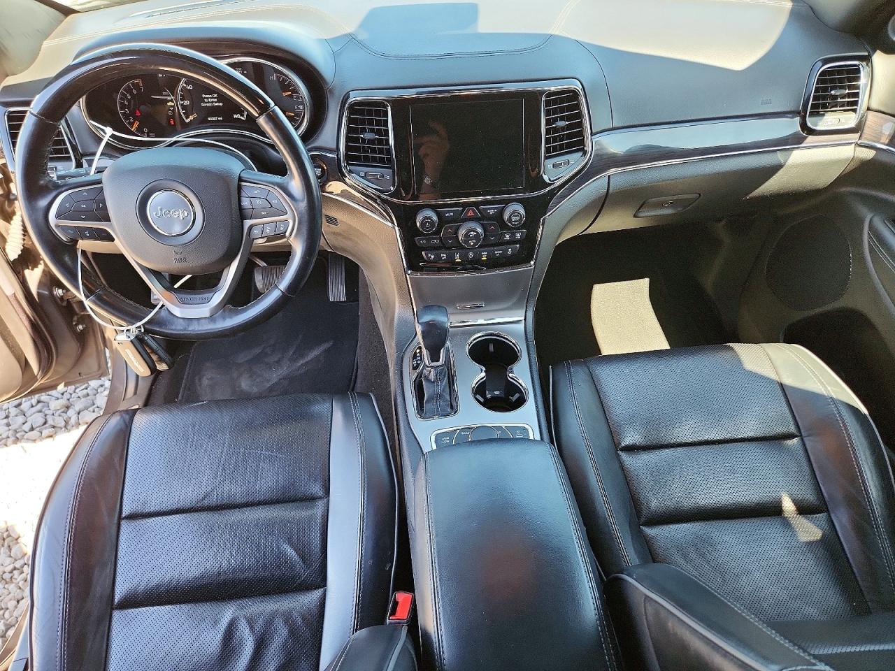 2020 JEEP GRAND CHEROKEE OVERLAND photo 22