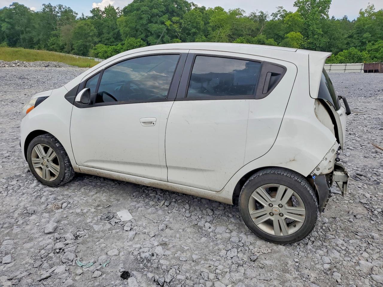 2015 CHEVROLET SPARK 1LT photo 2