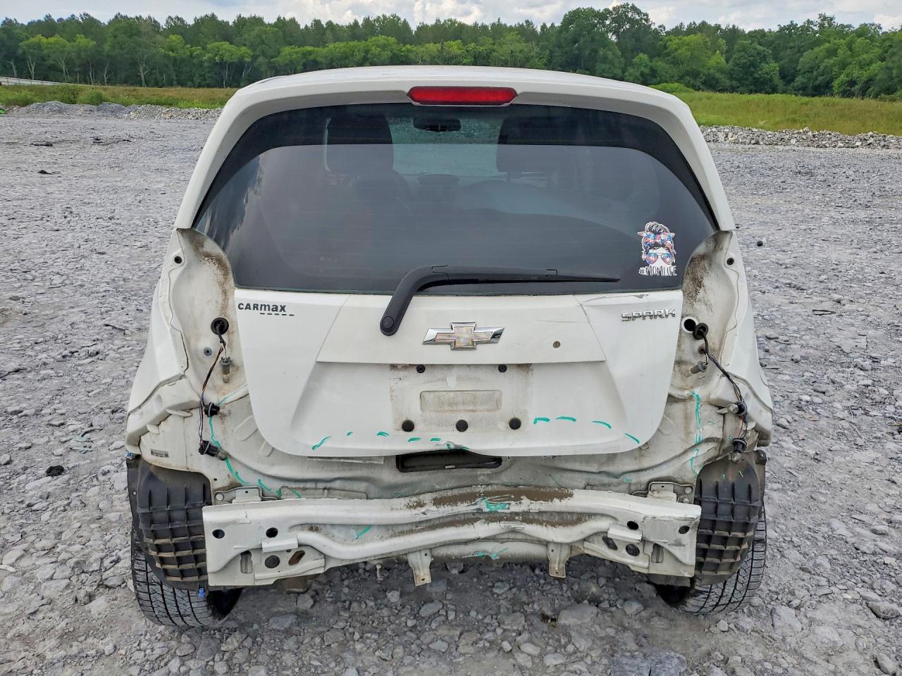 2015 CHEVROLET SPARK 1LT photo 6