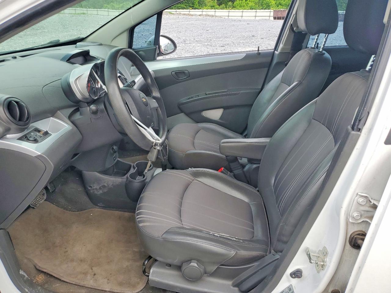 2015 CHEVROLET SPARK 1LT photo 7