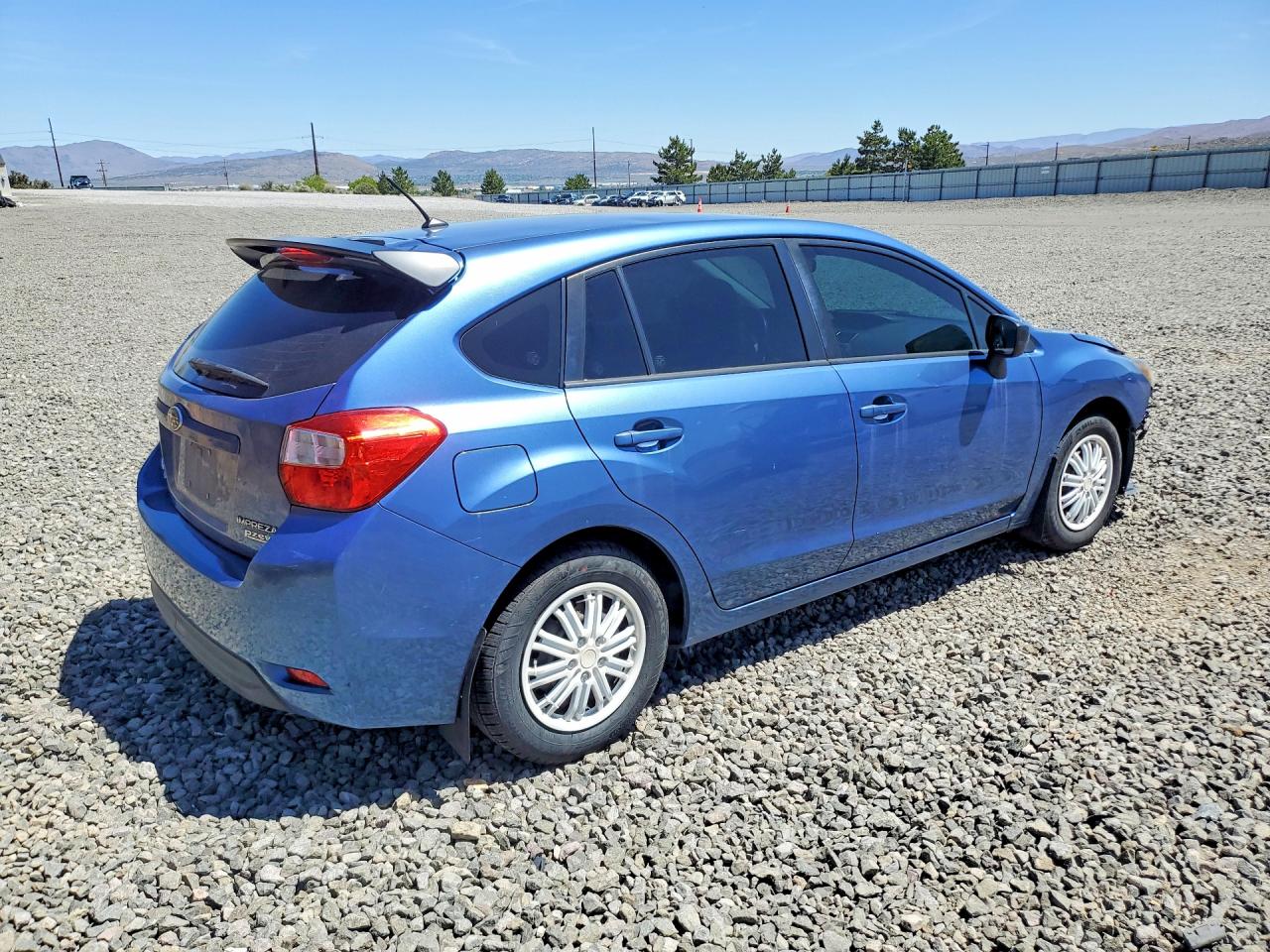 2015 SUBARU IMPREZA photo 7