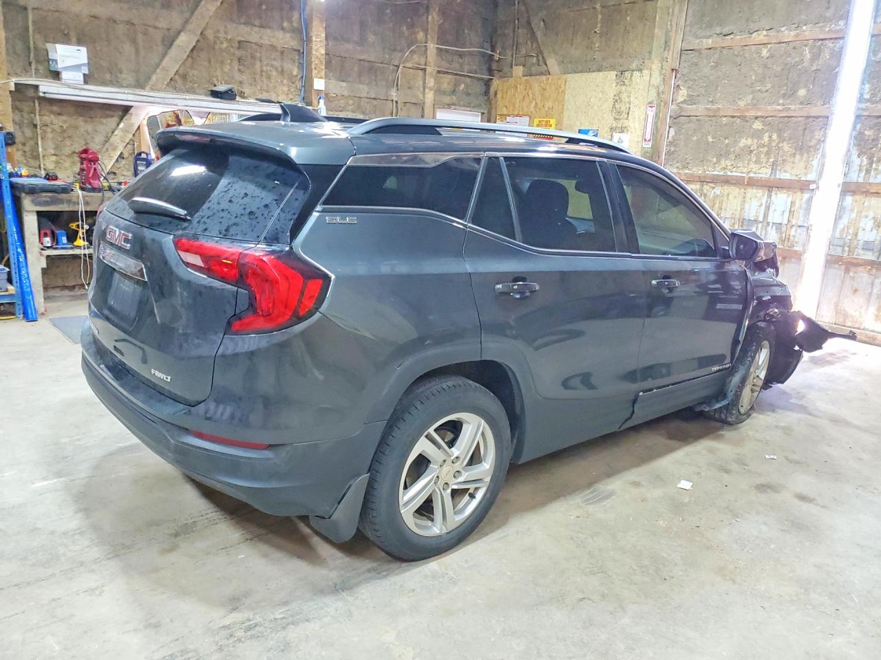2018 GMC TERRAIN SLE photo 7