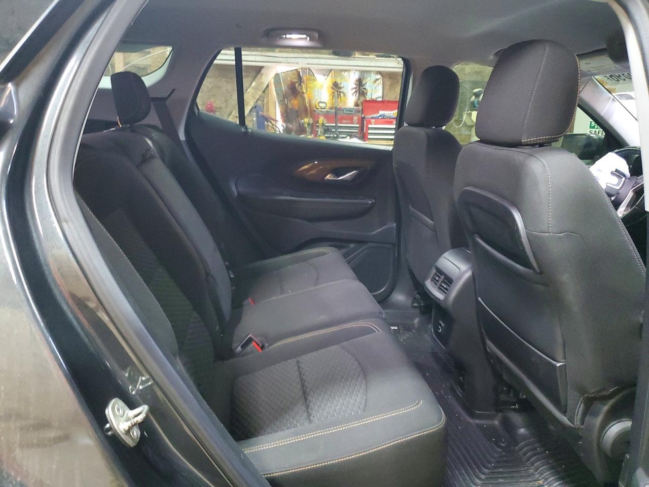 2018 GMC TERRAIN SLE photo 31